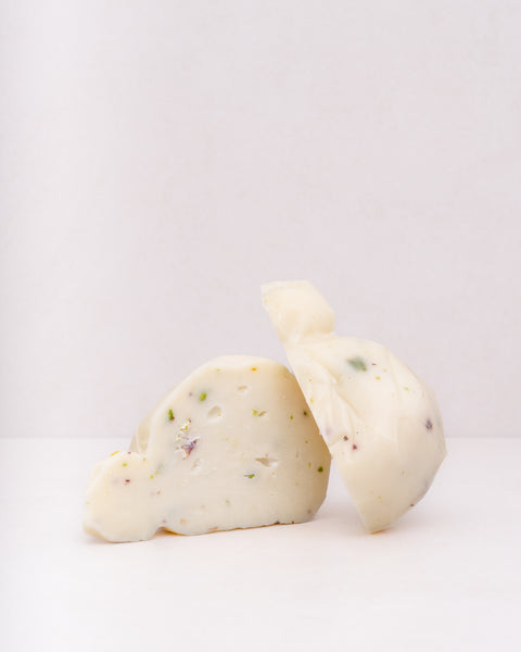Provola delle Madonie al pistacchio